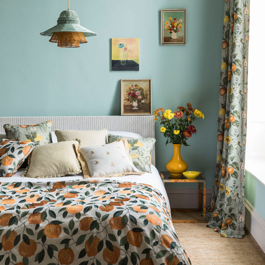 image to show example of how to use the bloomsbury group style in a bedroom 