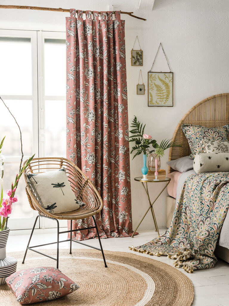 bedroom using different 70s interior design styles