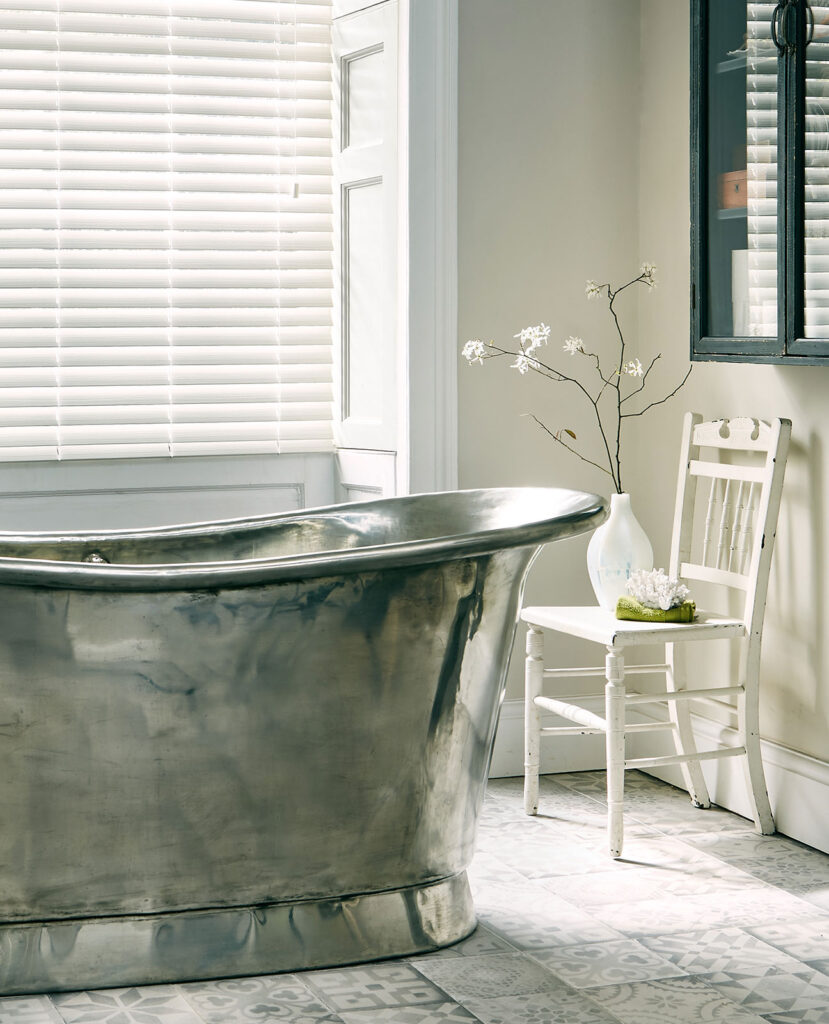 photo of chinese styled bathroom