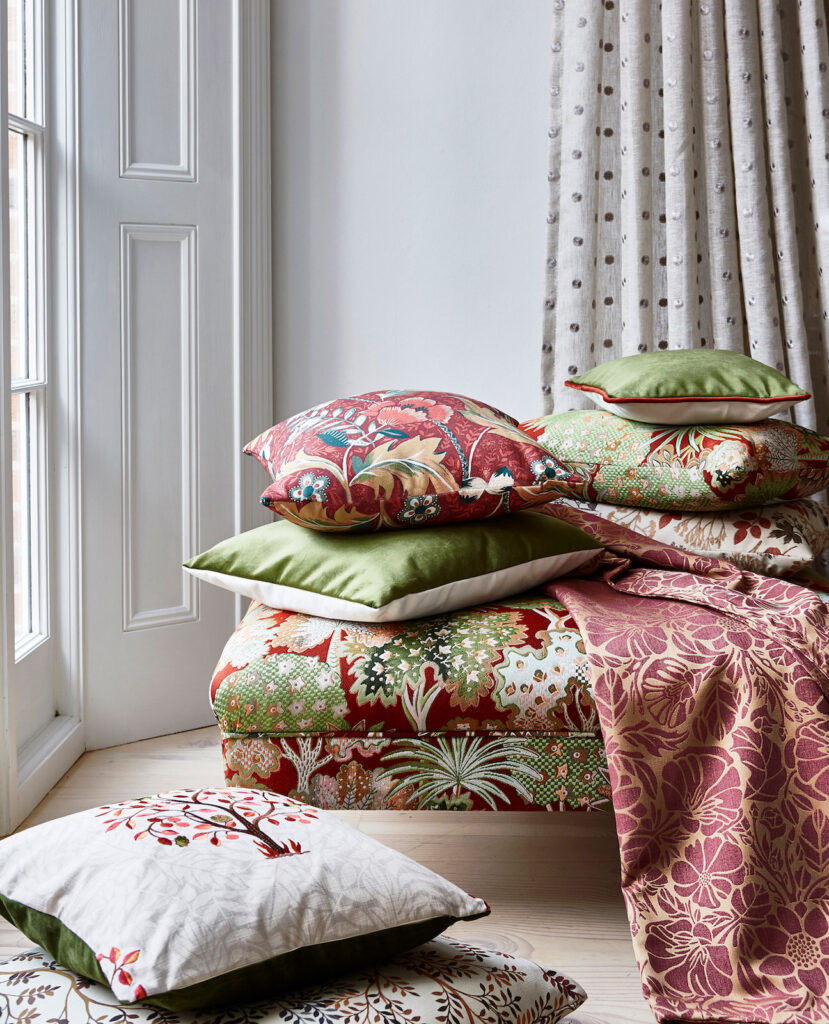 room set image to show chinese interior design decor
