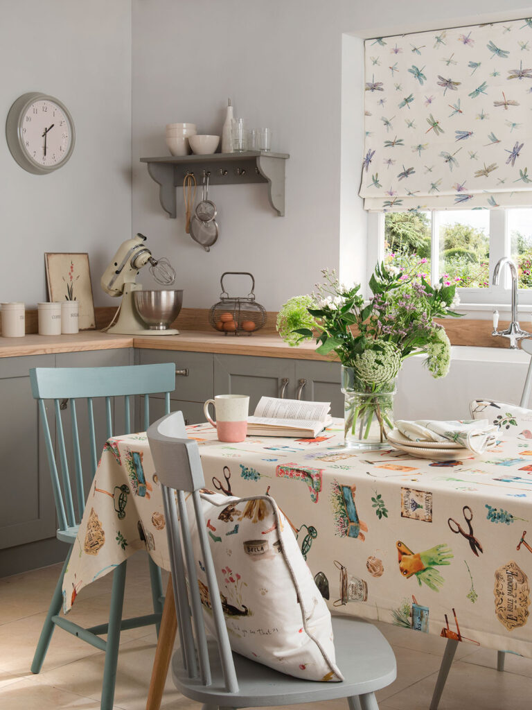 image to show how to use colourful spots in a kitchen 