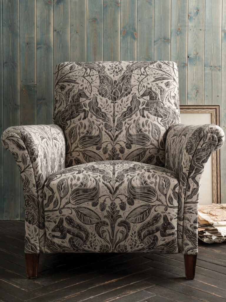 photo of gothic chair perfect for light academia bedrooms