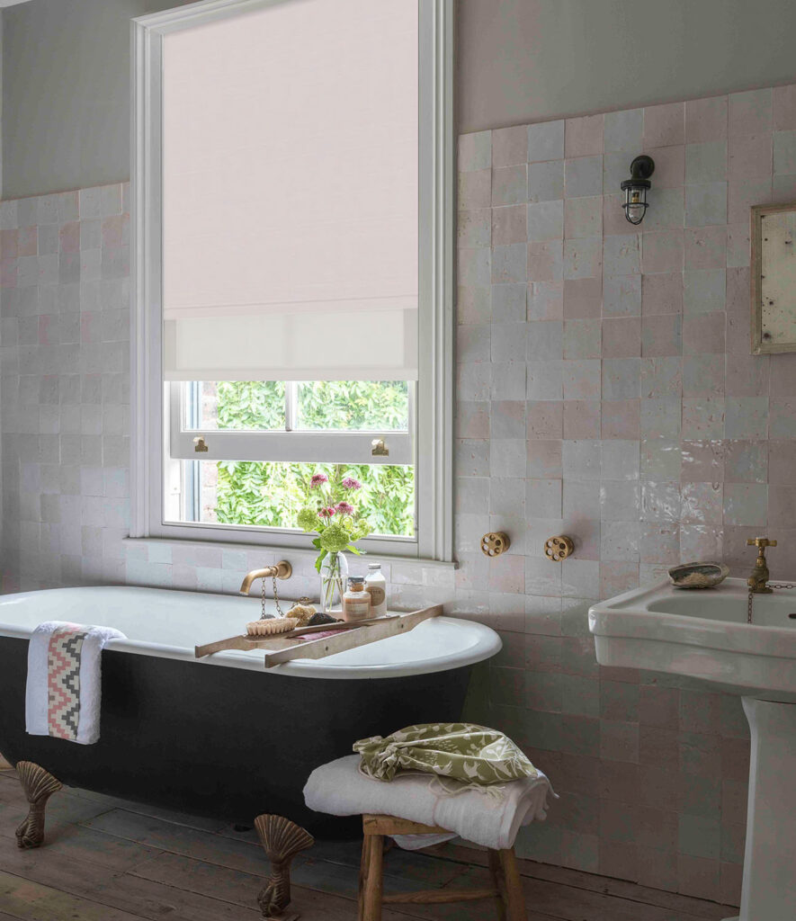 image to show example of bathroom window ideas 