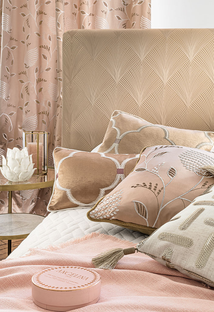 image showing an example of romantic details being a interiors design trend for 2023