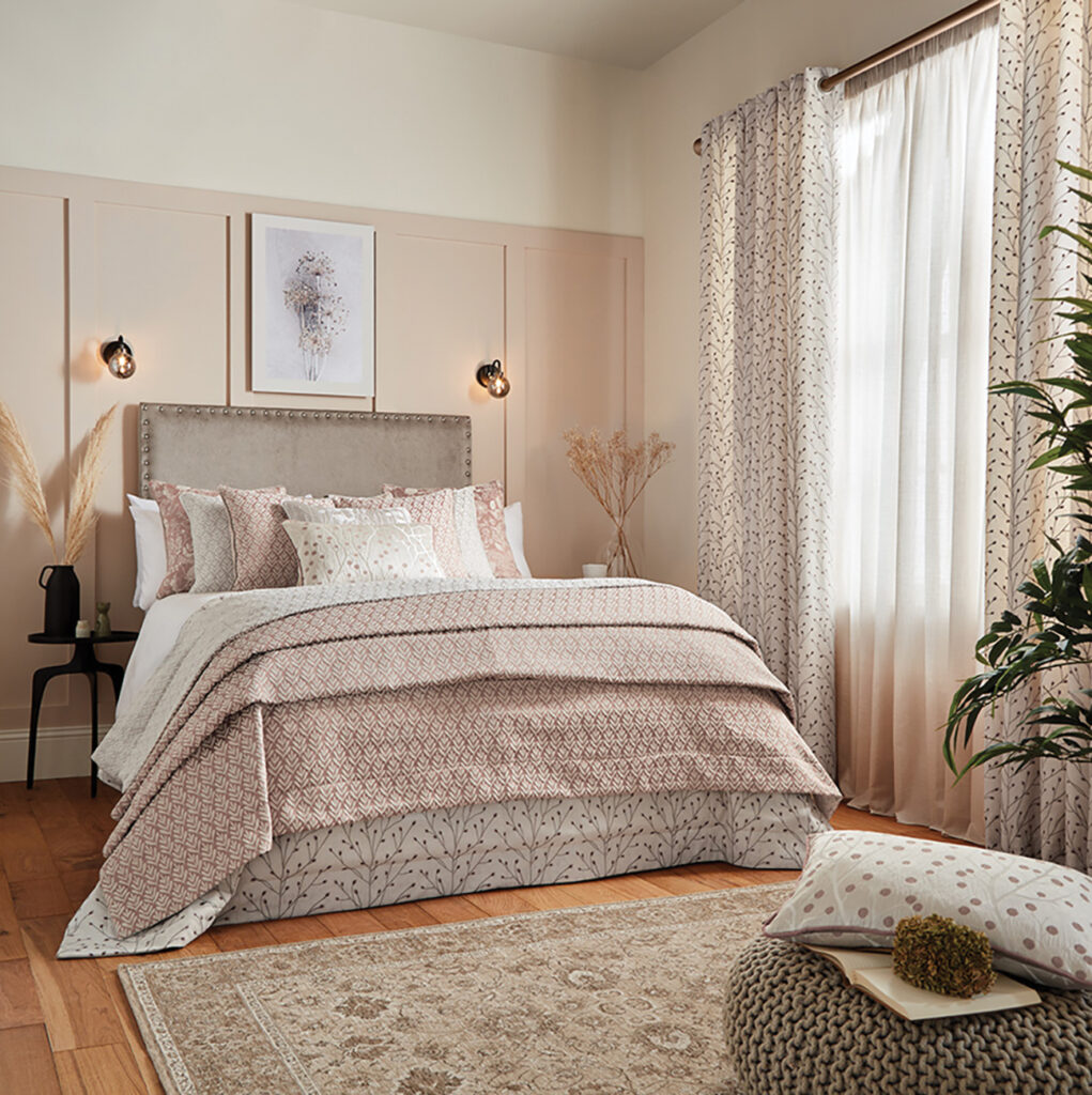 photo to show romantic interior design style examples