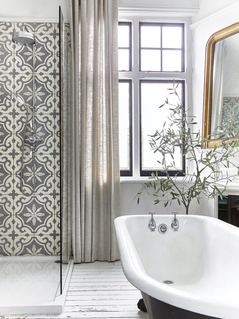 image to show example of a zen bathroom 